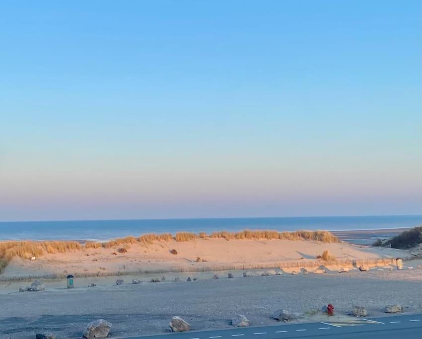 Studio Entre Mer Et Dunes Avec Balcon Vue Laterale Mer 50M Plage Pour 3 Pers Wifi Menage Compris Fort-Mahon-Plage Exterior foto